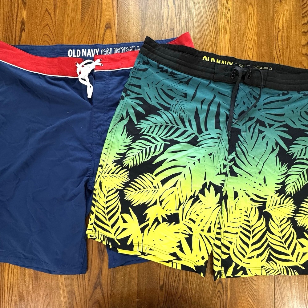 NWT Lot of 2 Old Navy California Boards Shorts Men's Size 42